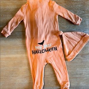 Pottery Barn Kids halloween footed pajama set with hat. 3-6m